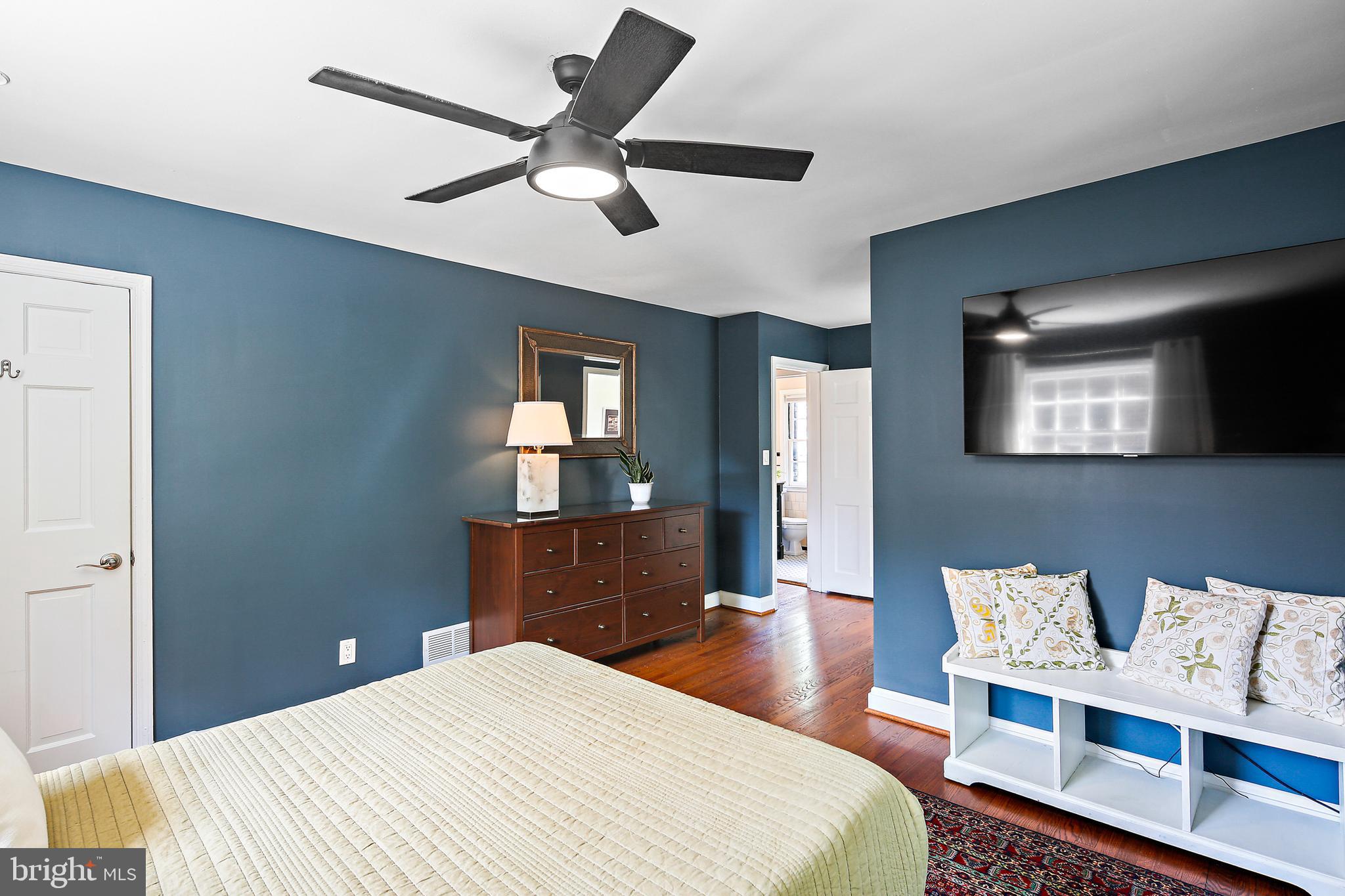 HOMELAND HISTORIC DISTRICT - Residential