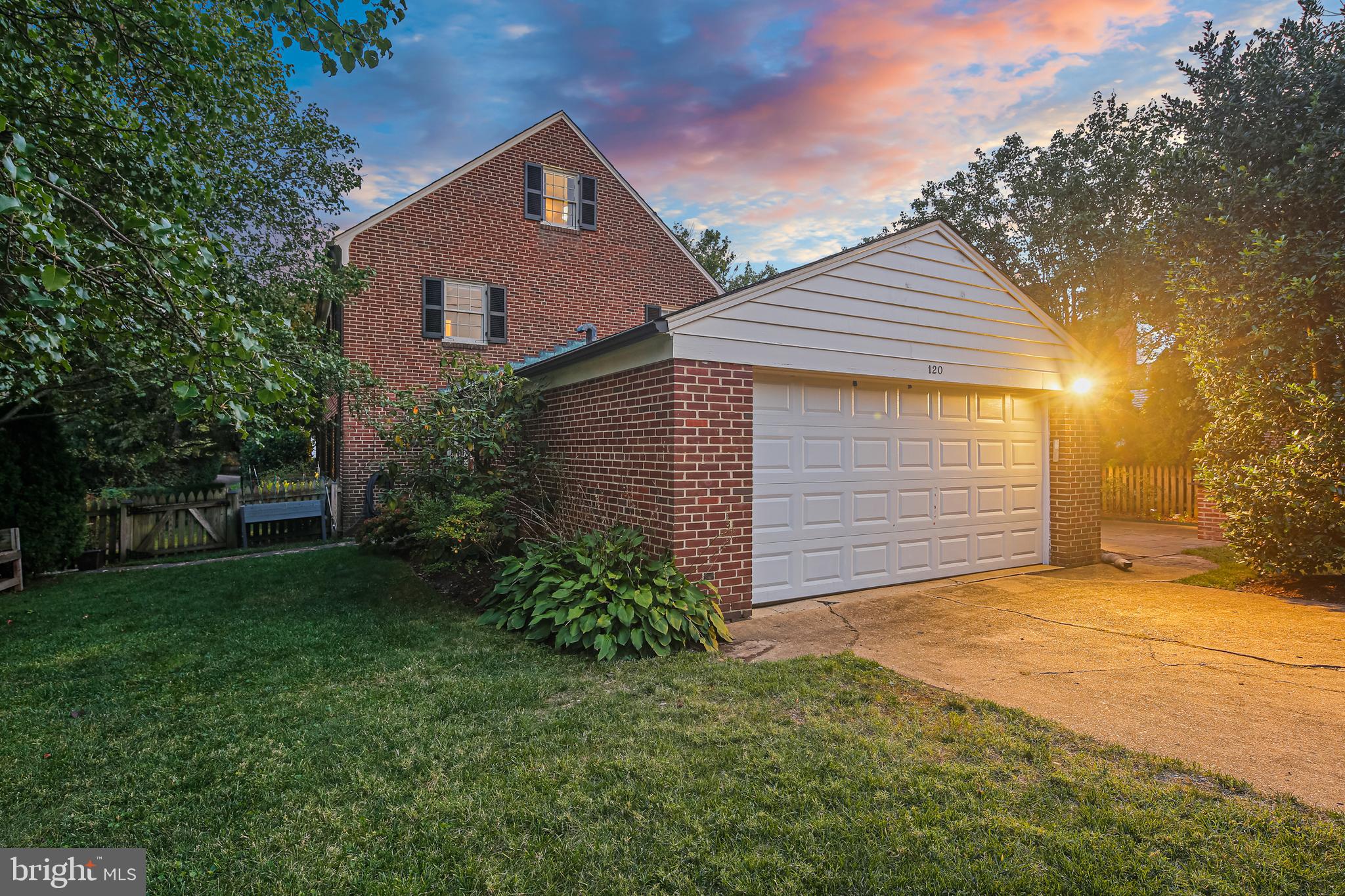 HOMELAND HISTORIC DISTRICT - Residential