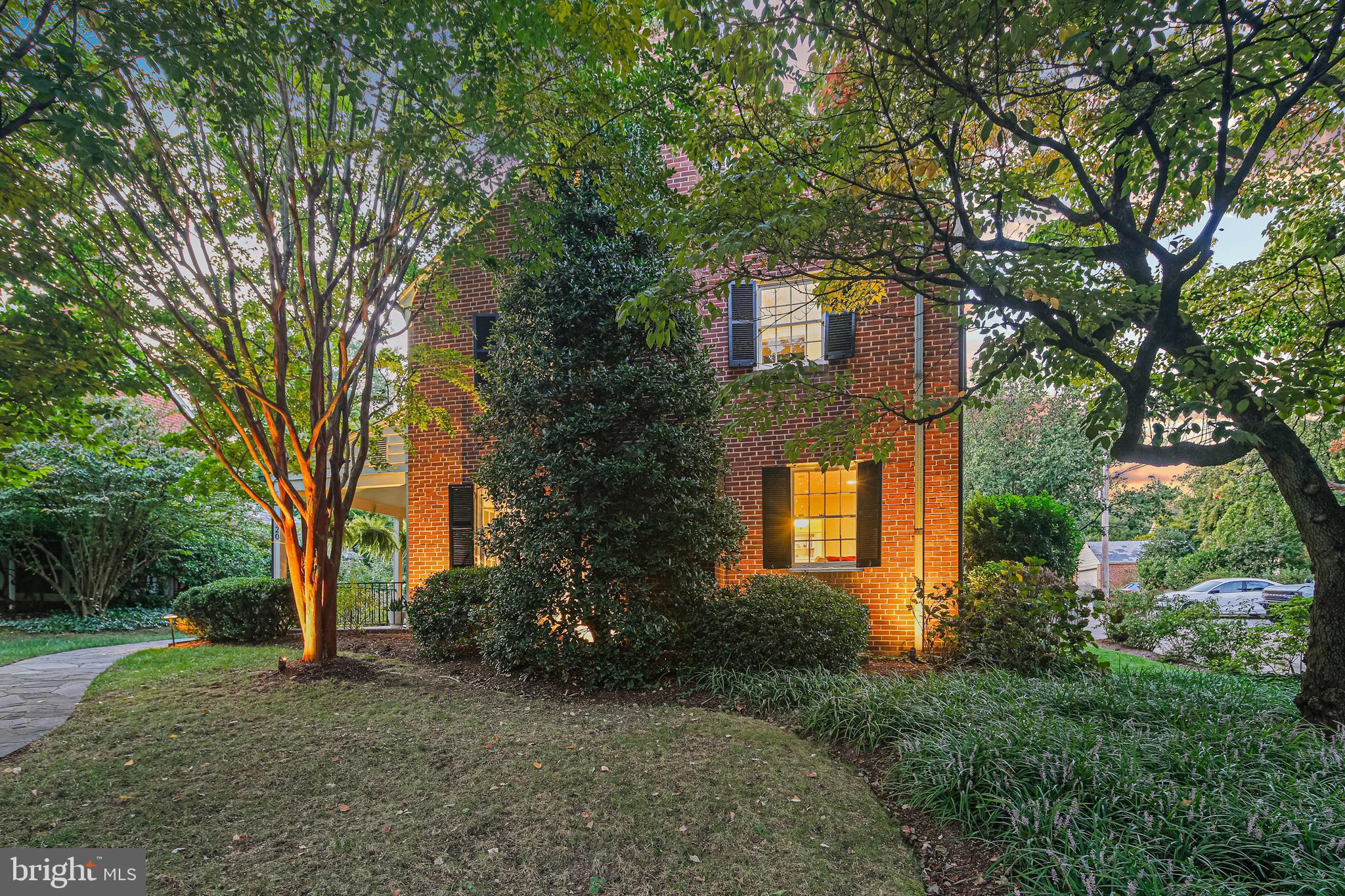 HOMELAND HISTORIC DISTRICT - Residential