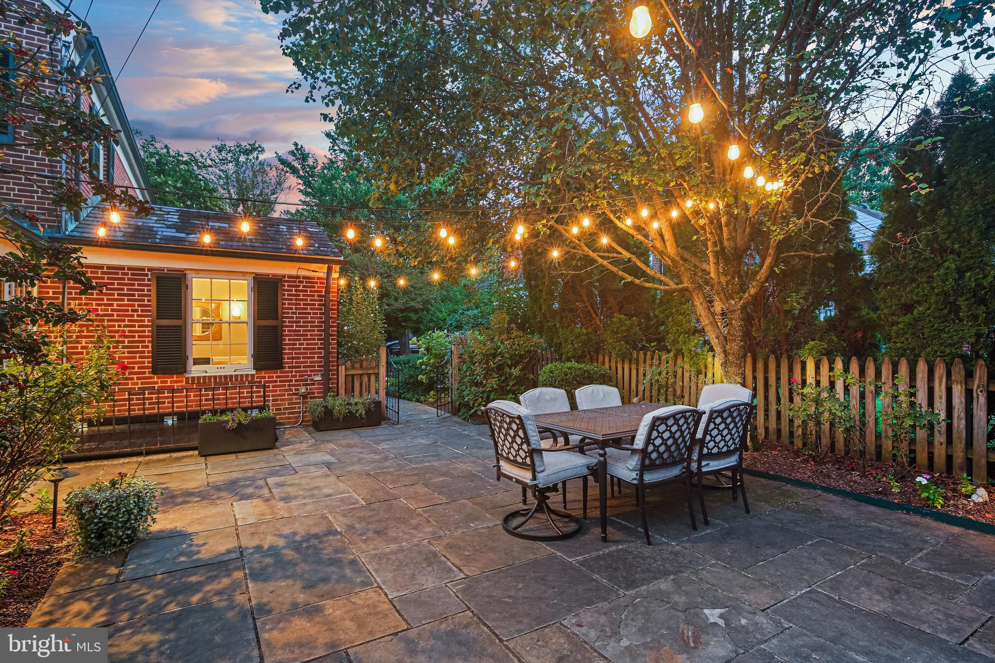 HOMELAND HISTORIC DISTRICT - Residential