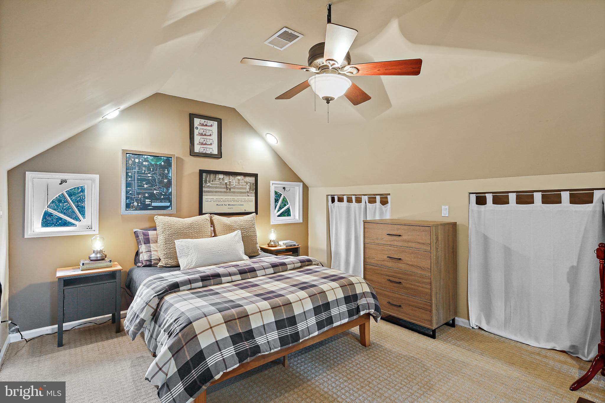 HOMELAND HISTORIC DISTRICT - Residential