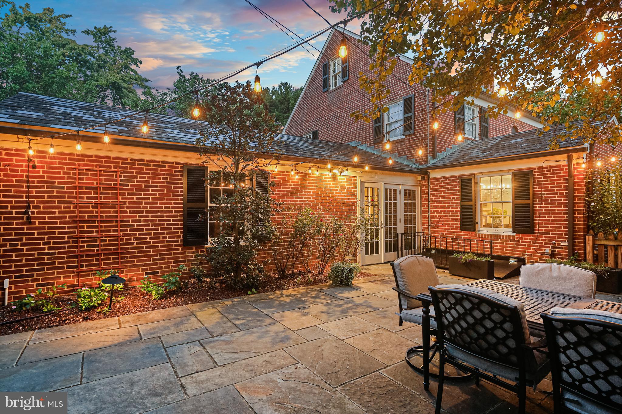 HOMELAND HISTORIC DISTRICT - Residential