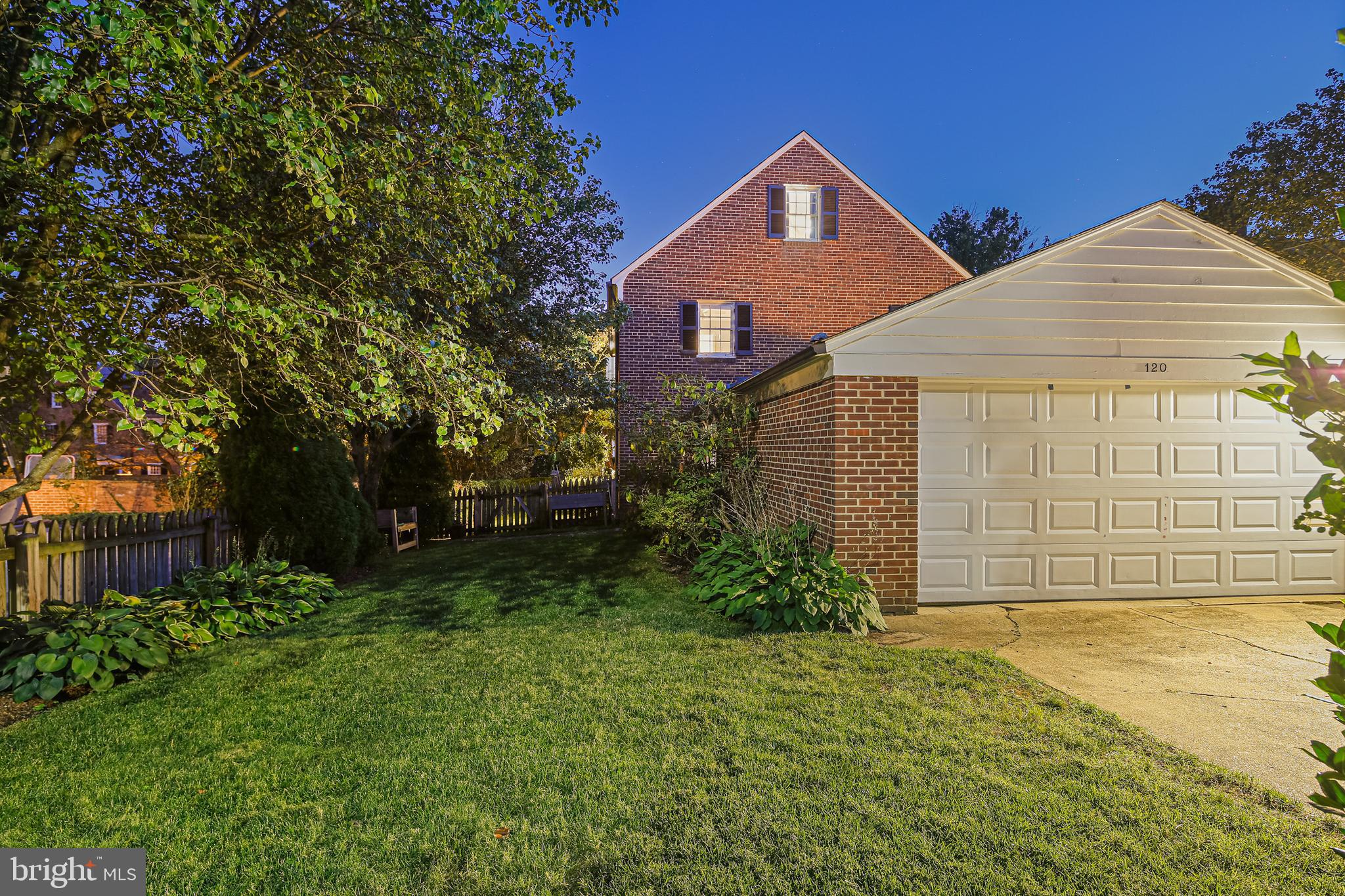 HOMELAND HISTORIC DISTRICT - Residential