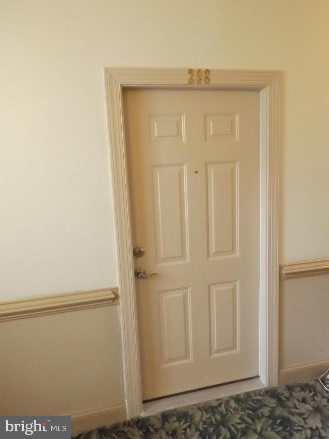 LARGO TOWN CENTER CONDOMINIUMS - Residential Lease