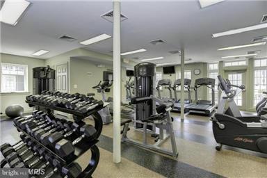 WEST VILLAGE OF SHIRLINGTON - Residential