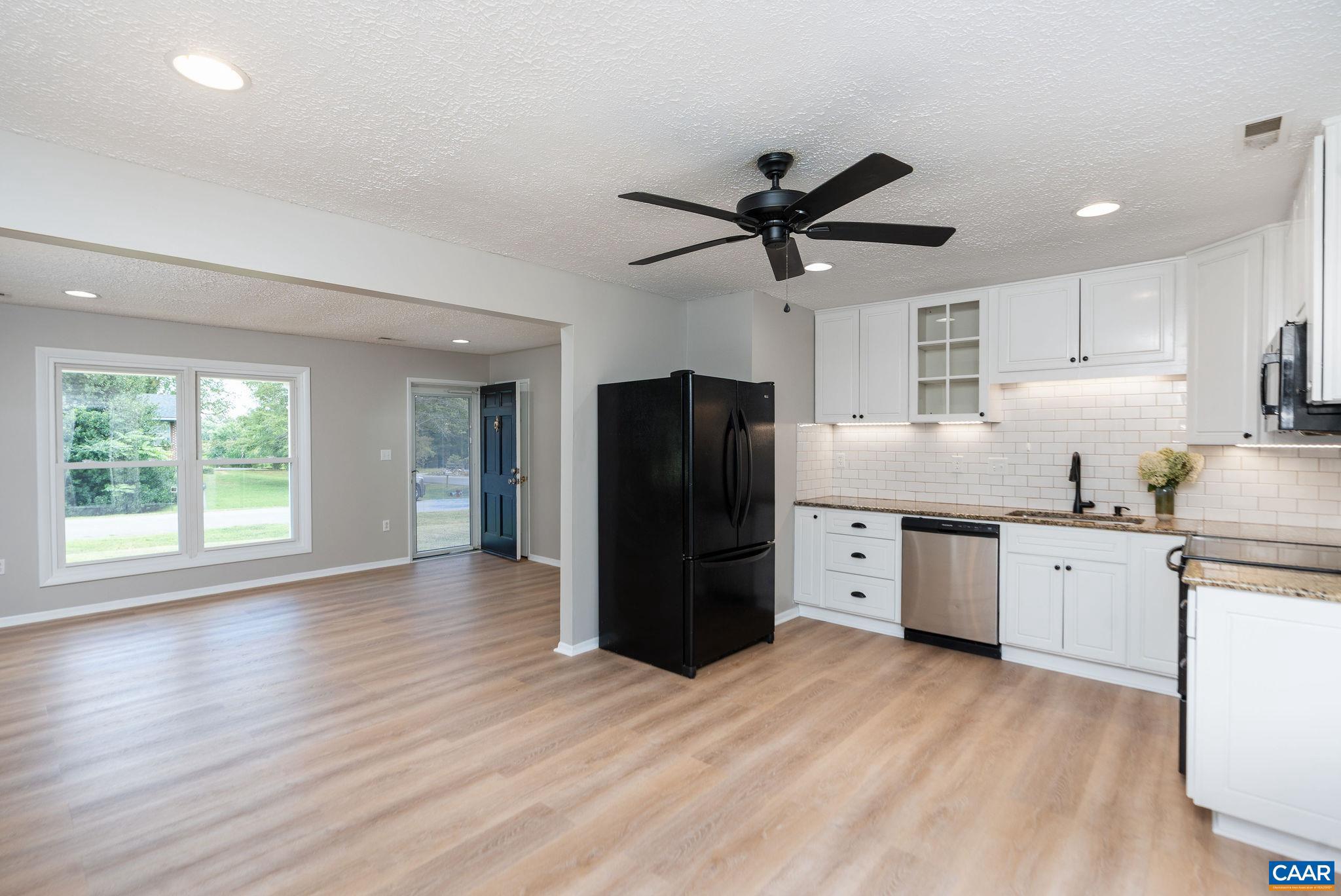 6128 ALBERTA DR