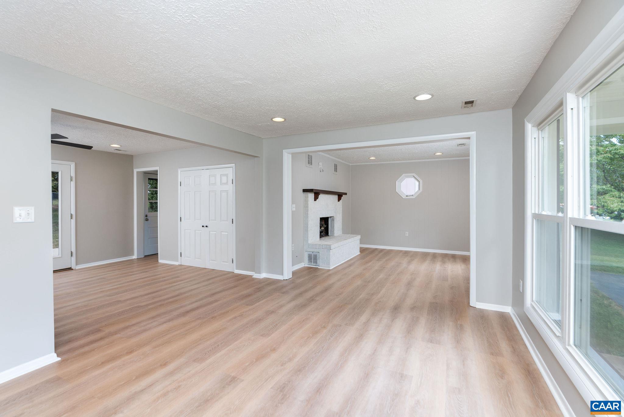 6128 ALBERTA DR