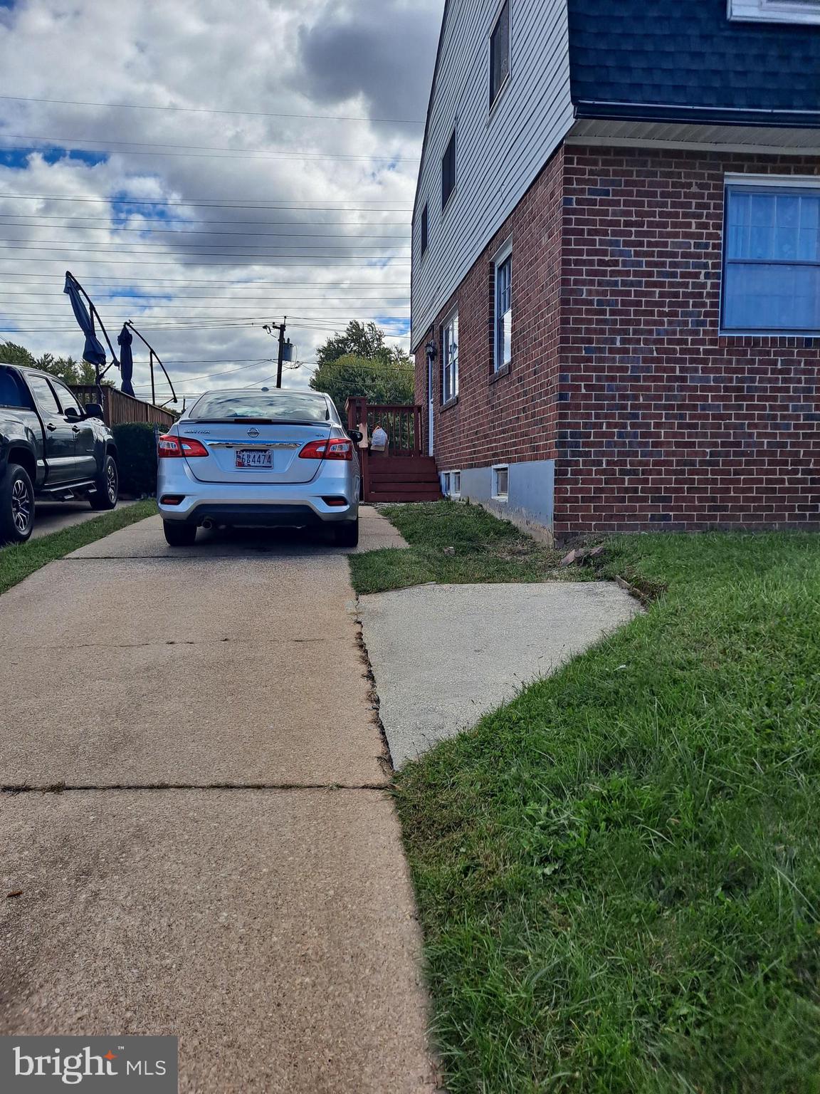 HOLLAND HILL - Residential