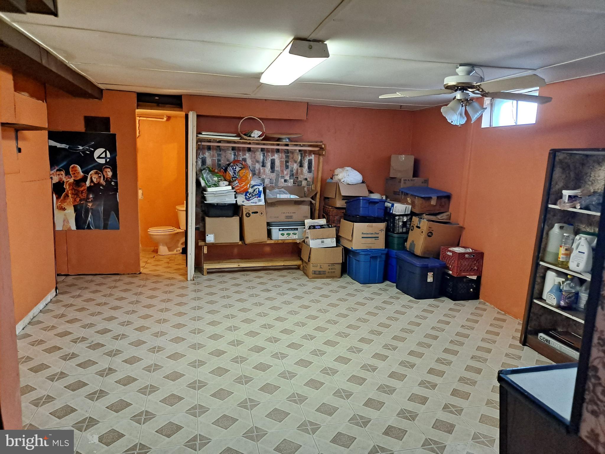 HOLLAND HILL - Residential