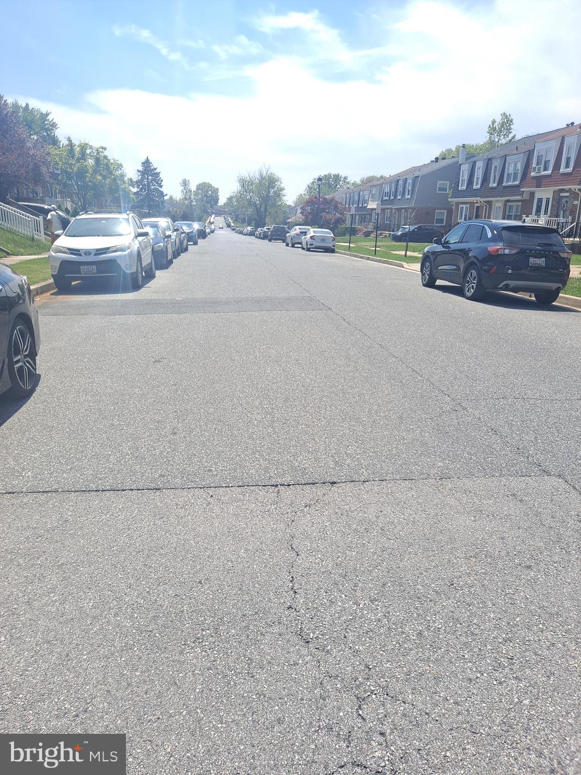 HOLLAND HILL - Residential