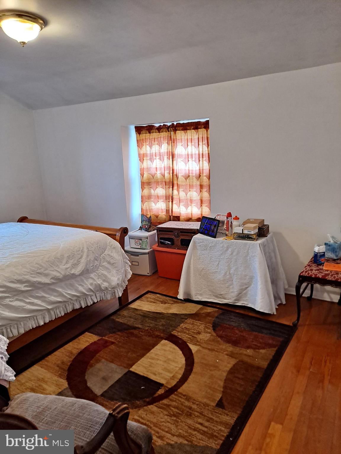 HOLLAND HILL - Residential