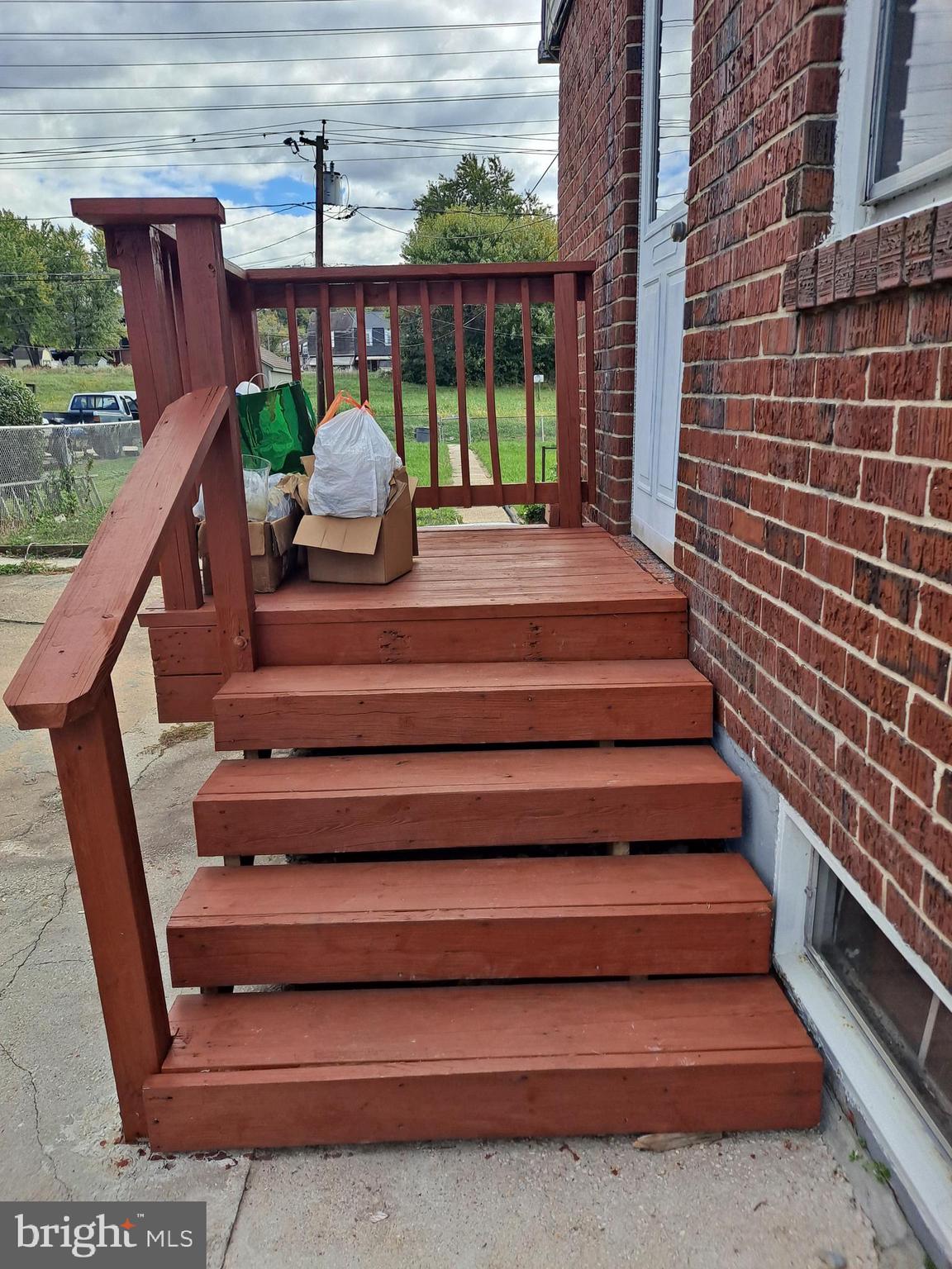 HOLLAND HILL - Residential