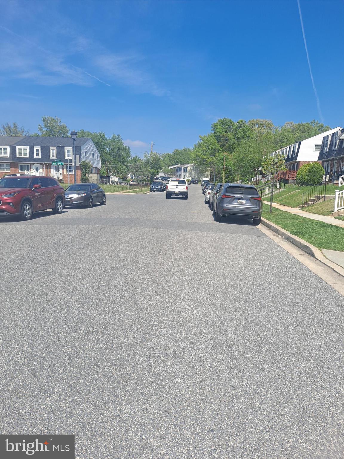 HOLLAND HILL - Residential