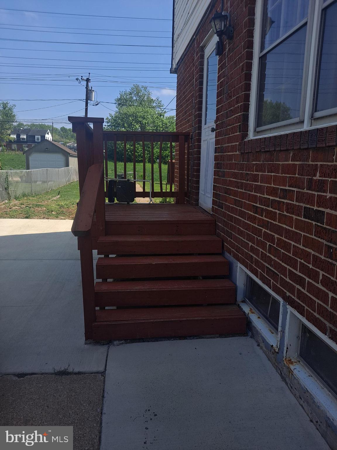 HOLLAND HILL - Residential