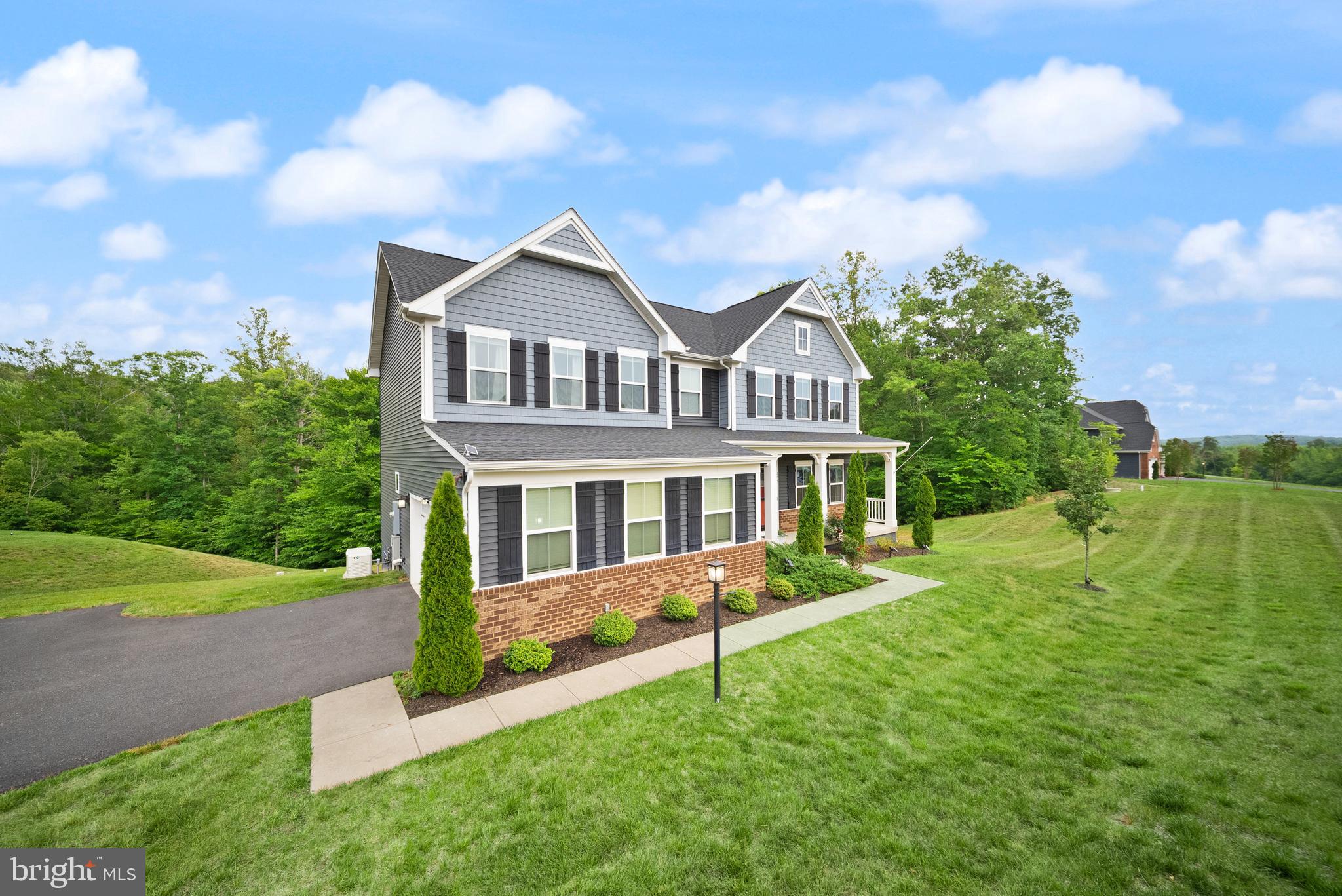 207 SOUTHERN VIEW DRIVE