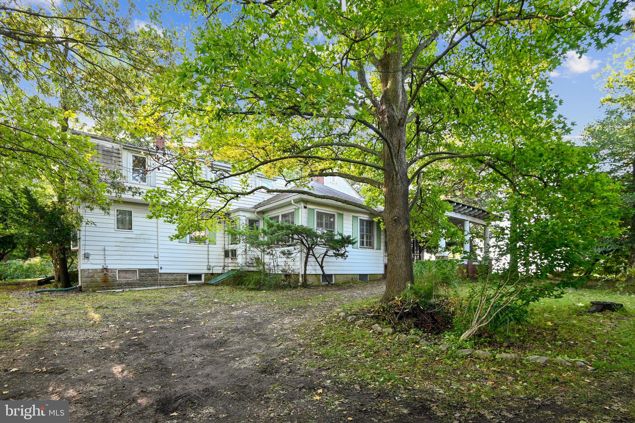 OAKWOOD - Residential