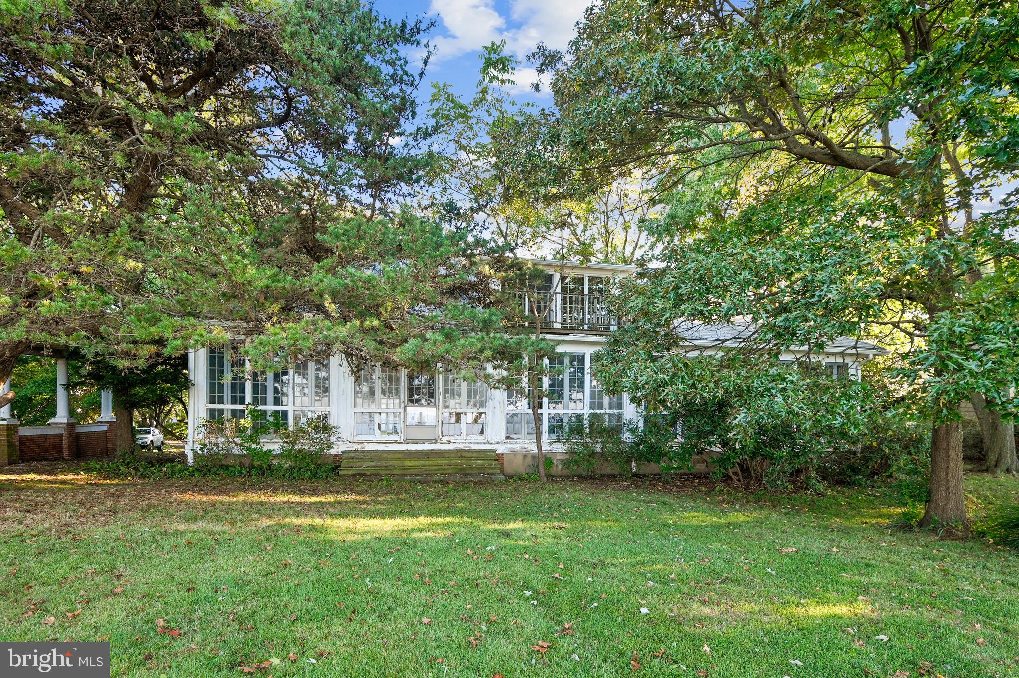 OAKWOOD - Residential