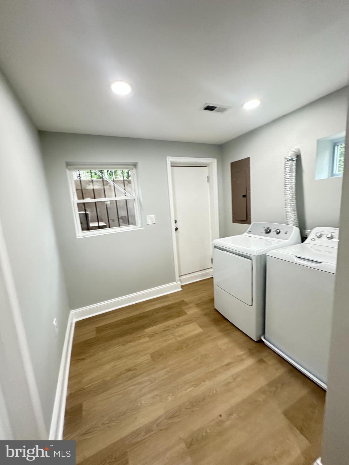 JOHNS HOPKINS - Residential Lease