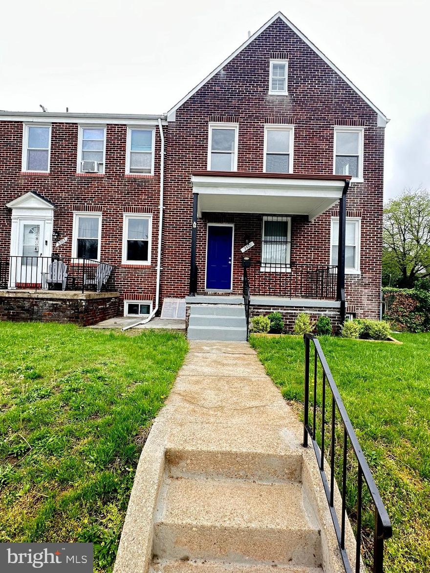 This is a rental with a lower price! A very nice, newly renovated house located in a best area of Baltimore. Few minutes away to John Hopkins Hospital, M & T Bank Stadium and walking distance to the Mall and the Restaurants. All fully renovated with brand new appliances. EVERYTHING IS NEW! 1 large bedroom and 1 full bathroom, all located at the Lower level. The shining spacious living room and the Kitchen will attract you.  It is a ''move-in ready'' end of row townhouse, waiting for you. RENT DOES NOT INCLUDE UTILITIES, TENANTS PAY FOR THE UTILITIES. A minimum credit score of 650 and income 3 X the monthly rent are required.