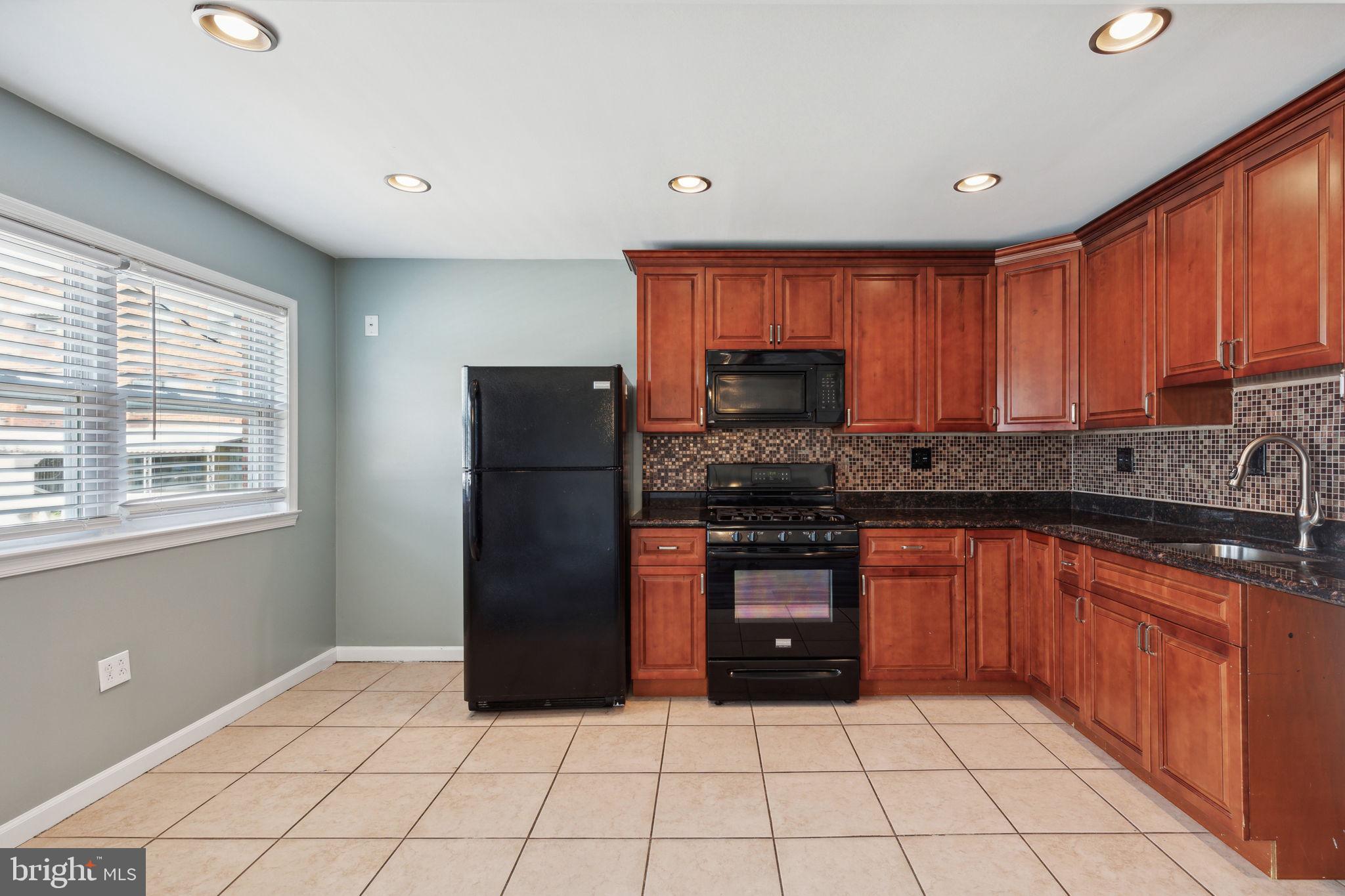 PARKWOOD - Residential