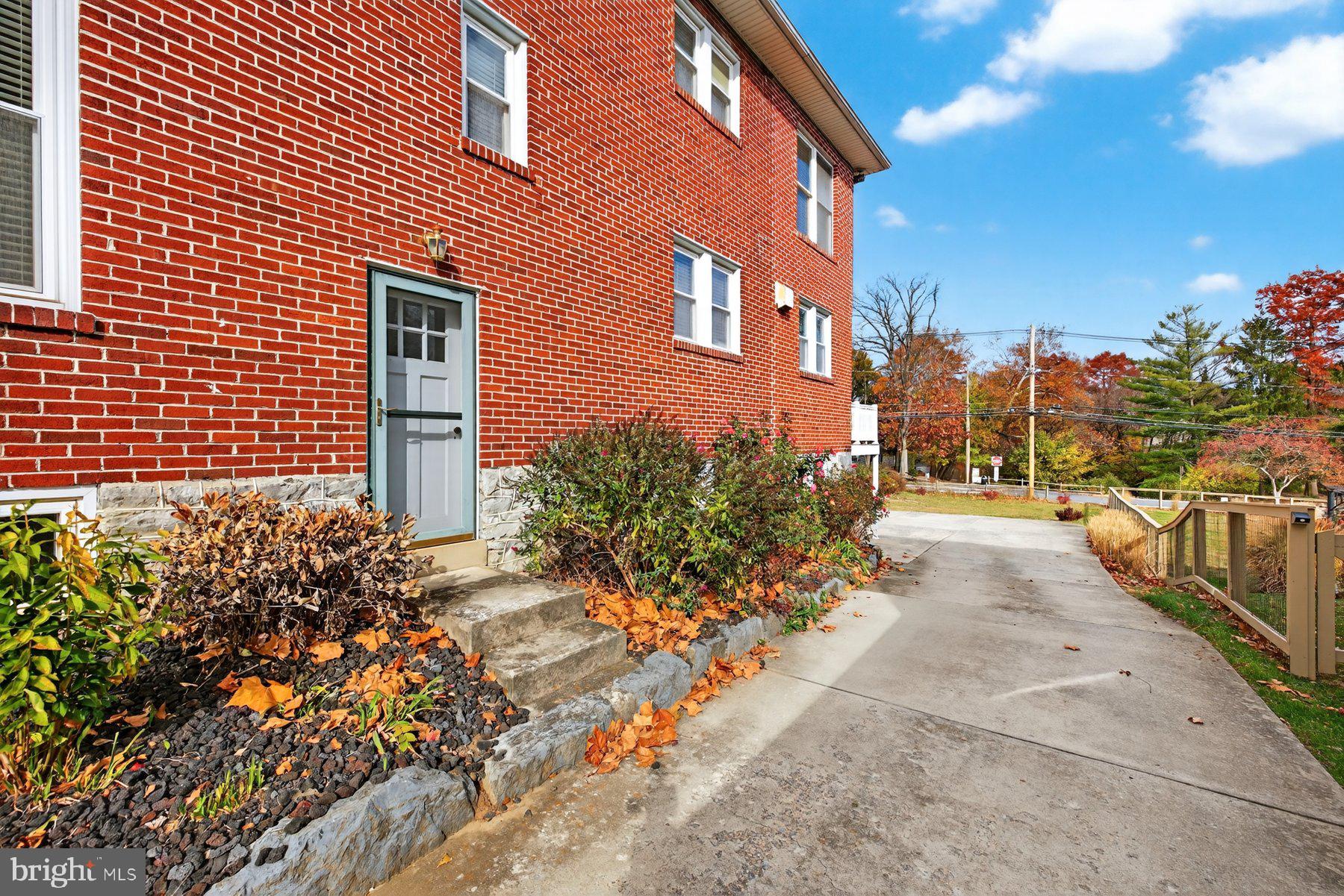 HAGERSTOWN - Residential