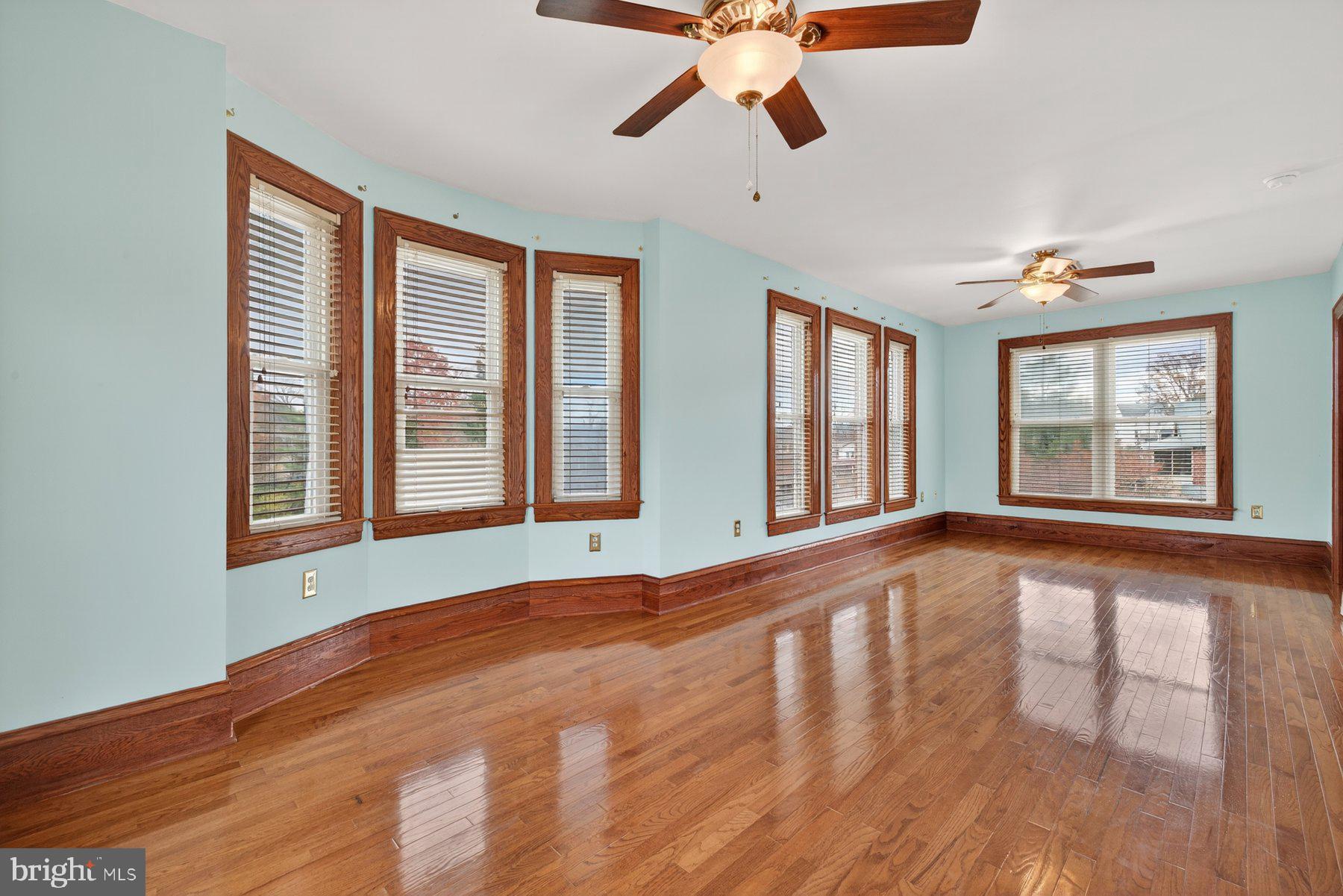 HAGERSTOWN - Residential