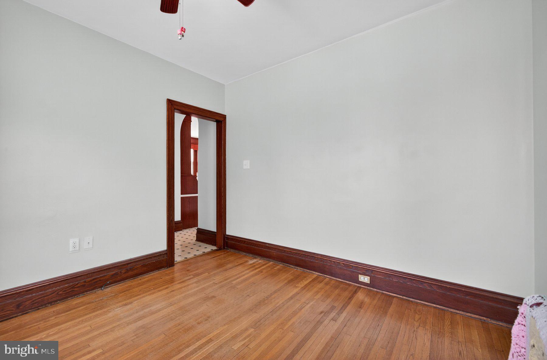 HAGERSTOWN - Residential