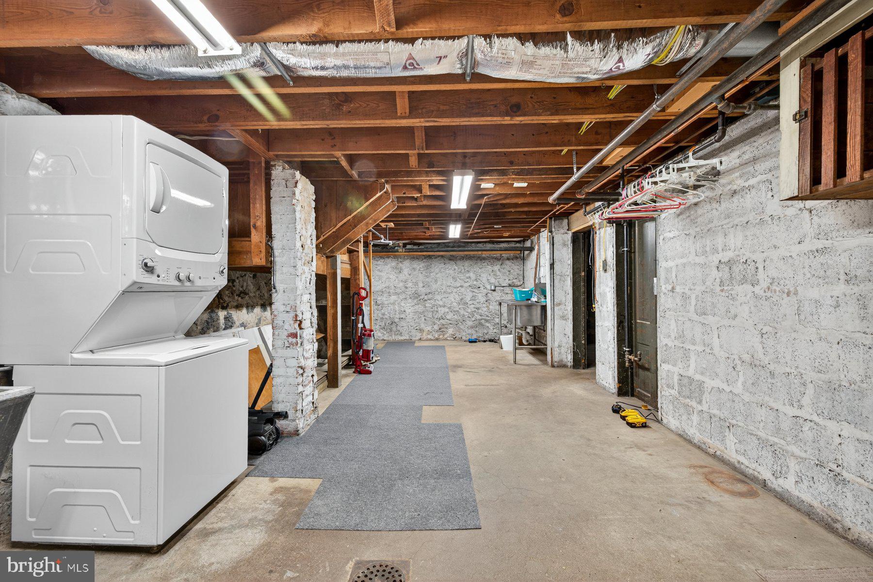 HAGERSTOWN - Residential