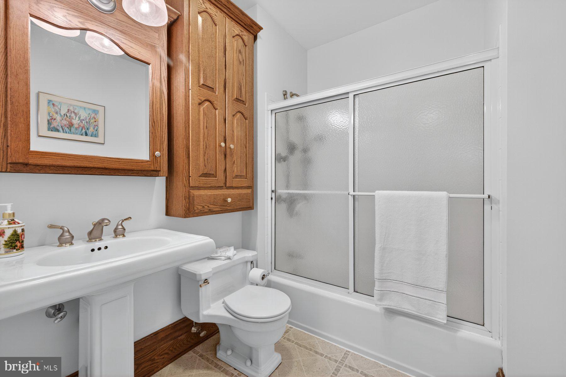 HAGERSTOWN - Residential