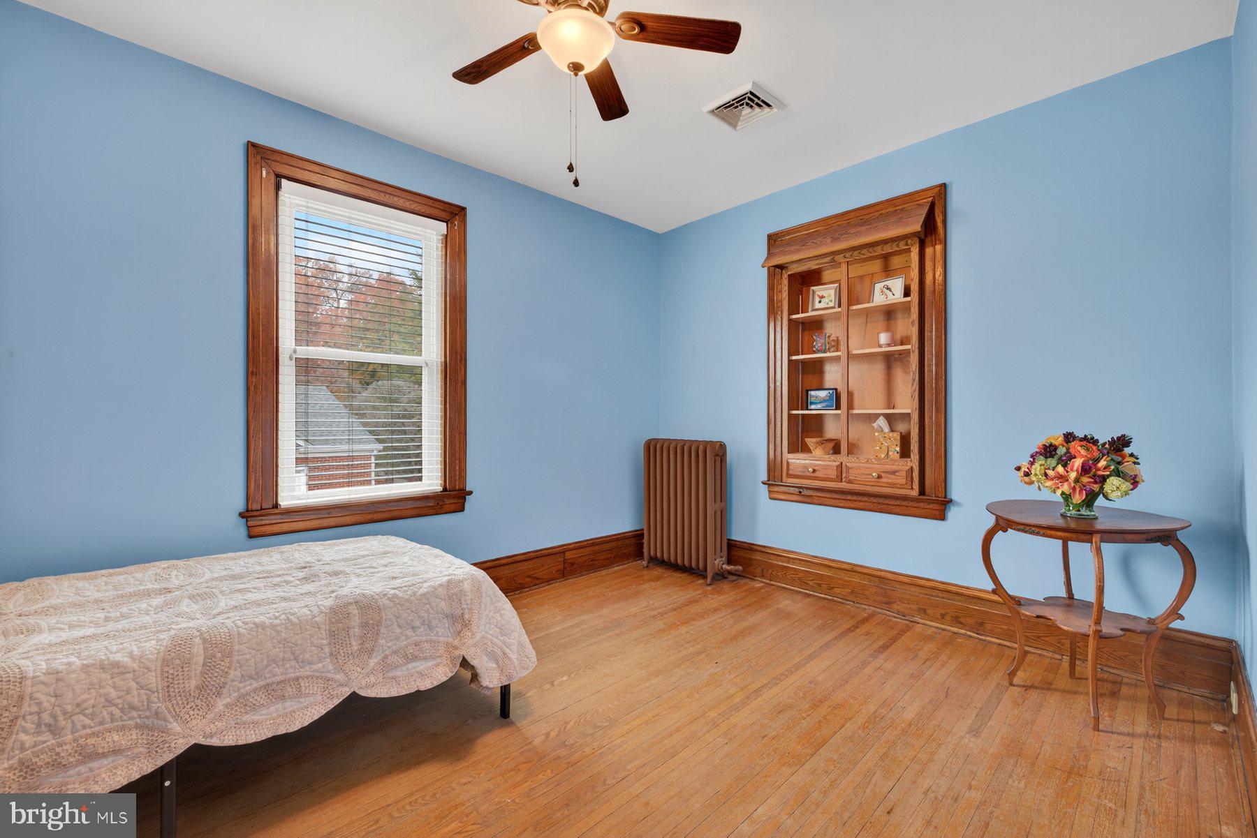 HAGERSTOWN - Residential