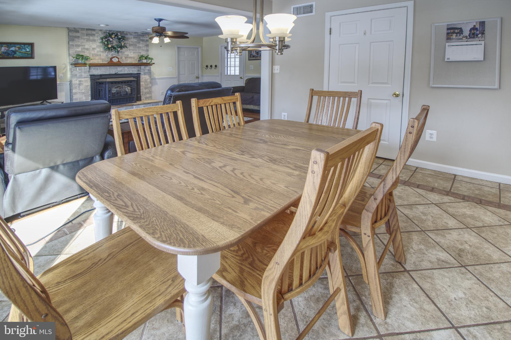 MOUNTAIN VISTA - Residential