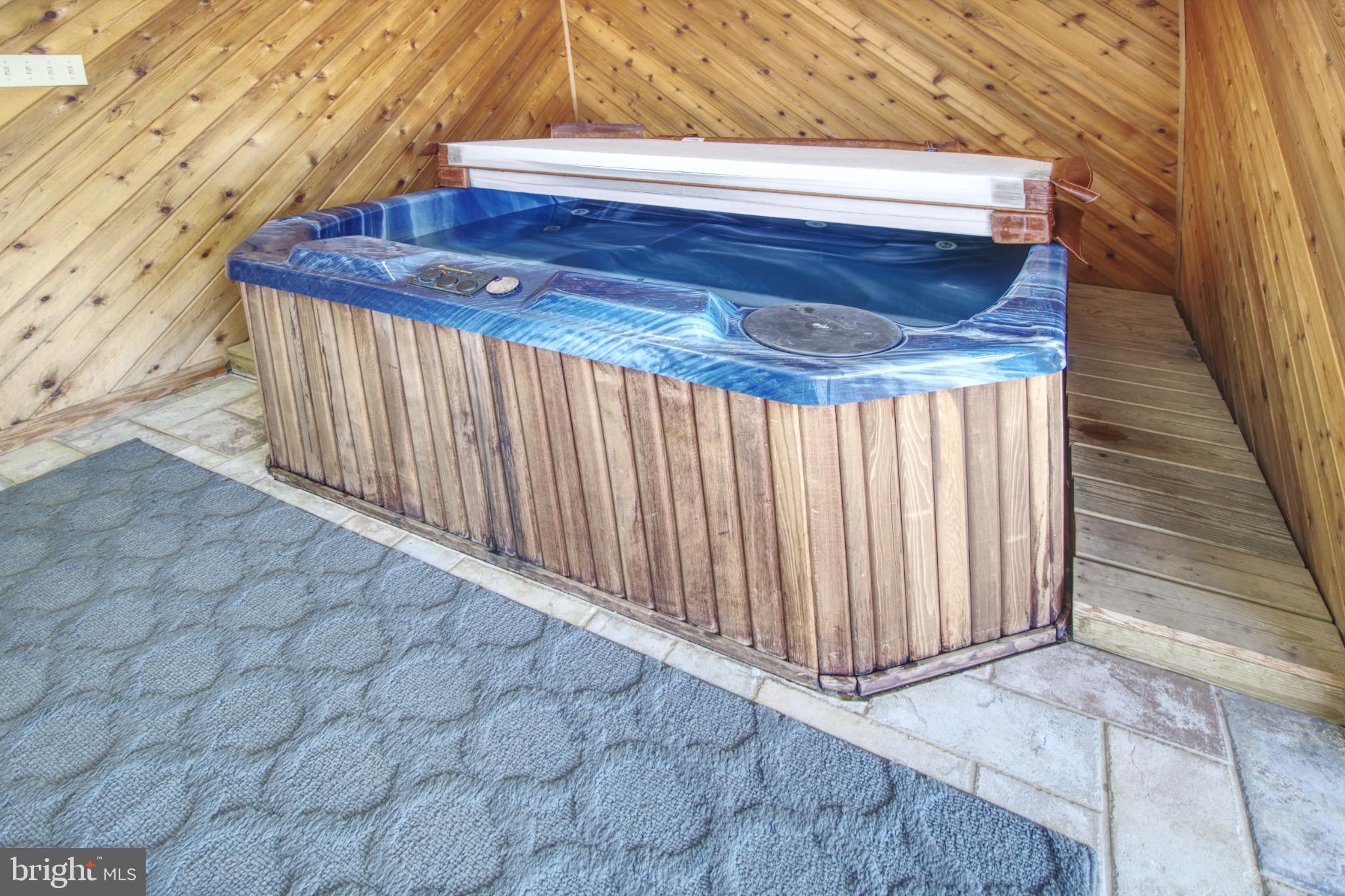 MOUNTAIN VISTA - Residential