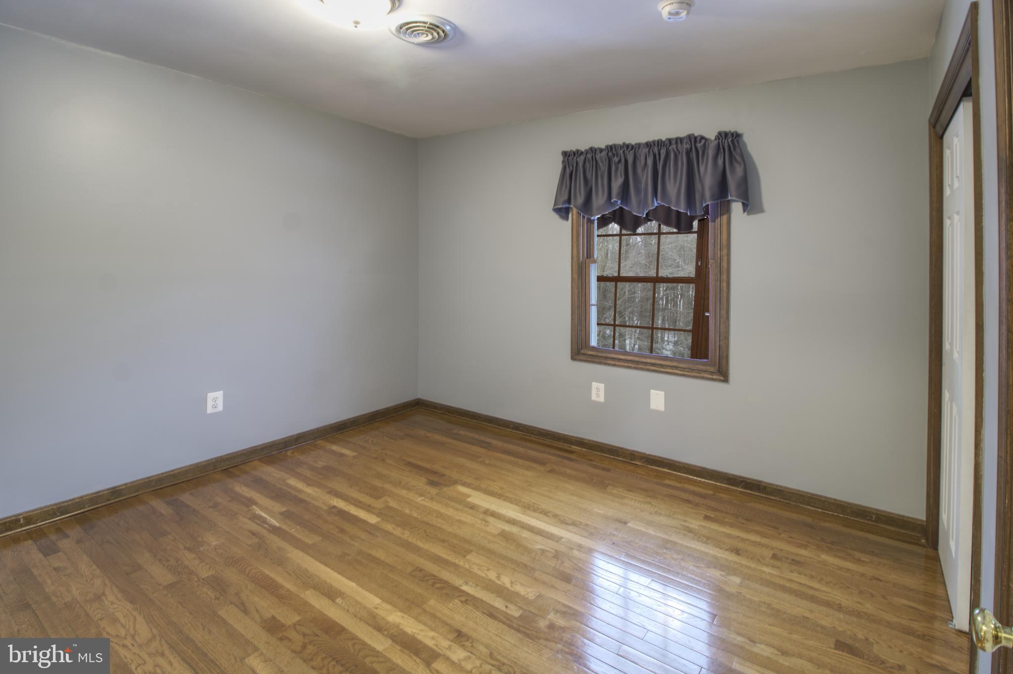 MOUNTAIN VISTA - Residential