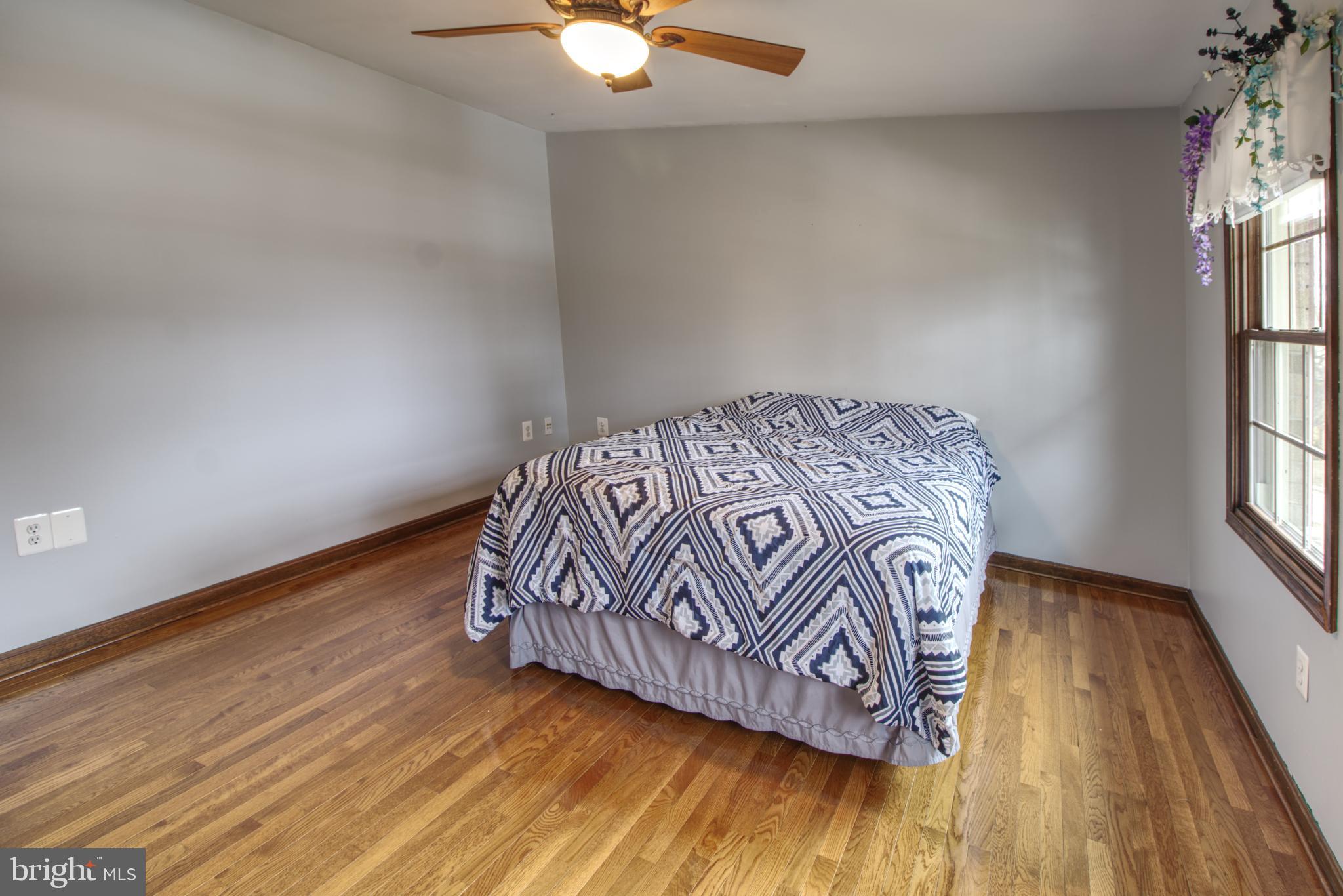 MOUNTAIN VISTA - Residential