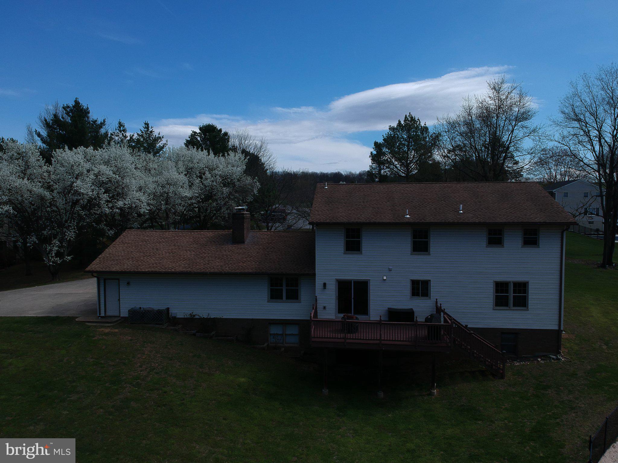 MOUNTAIN VISTA - Residential