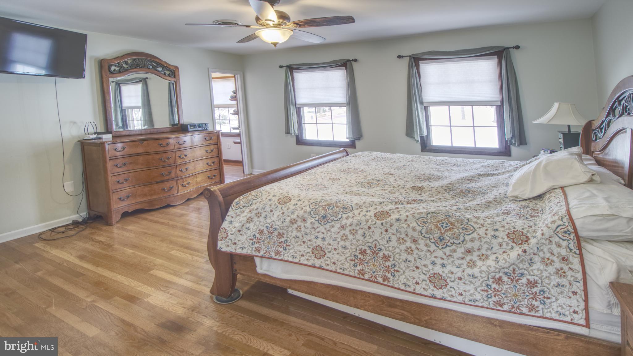 MOUNTAIN VISTA - Residential