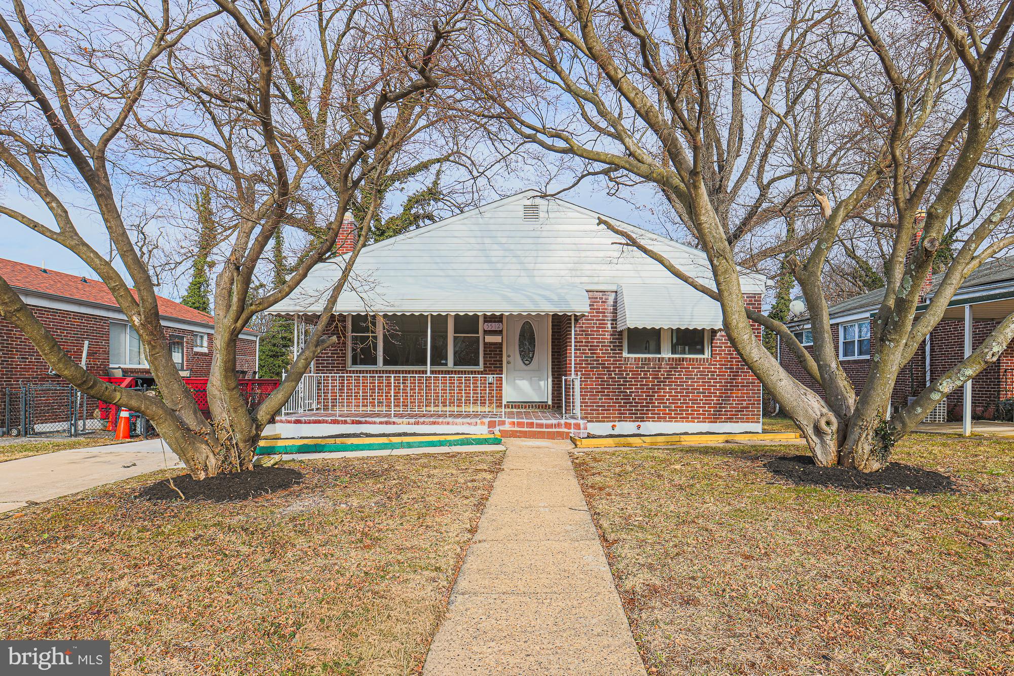 5512 CADILLAC AVENUE