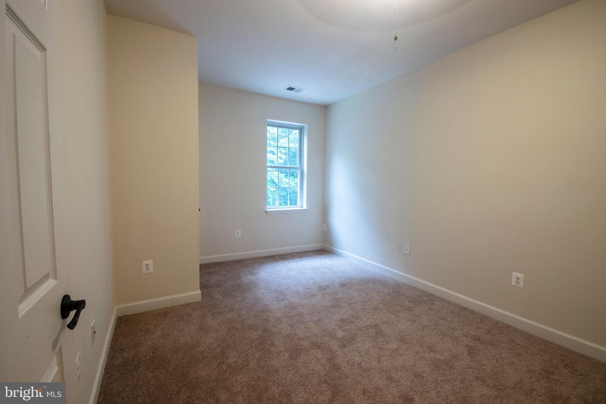 TRIANGLE HIGHLANDS CONDO - Residential