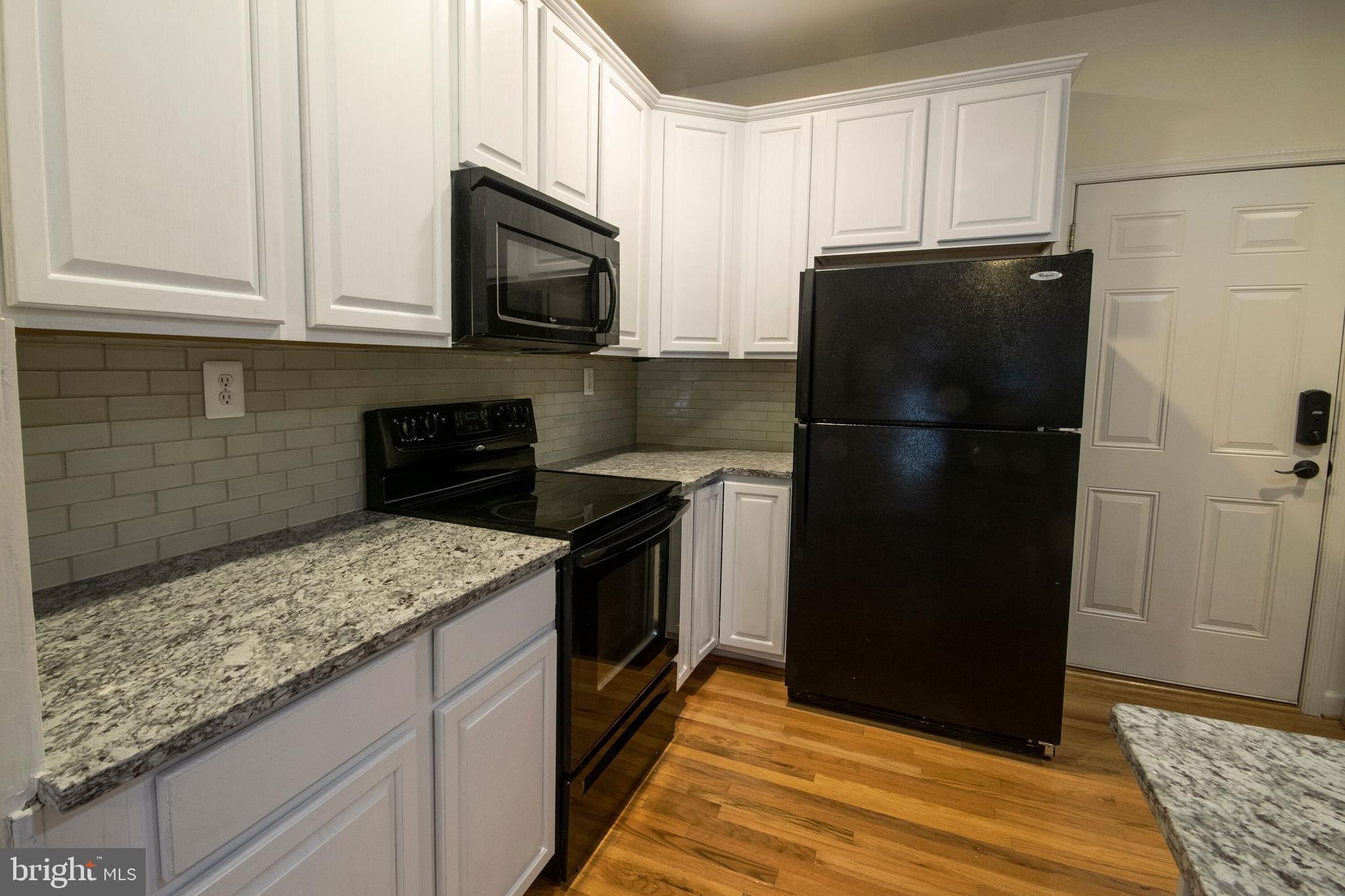 TRIANGLE HIGHLANDS CONDO - Residential