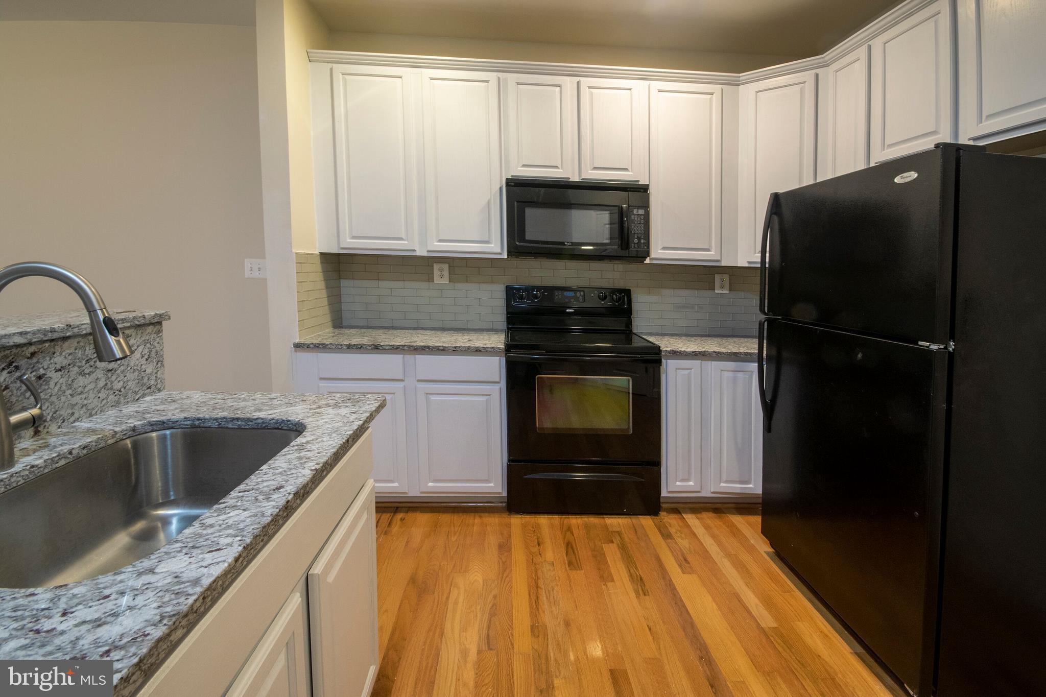 TRIANGLE HIGHLANDS CONDO - Residential