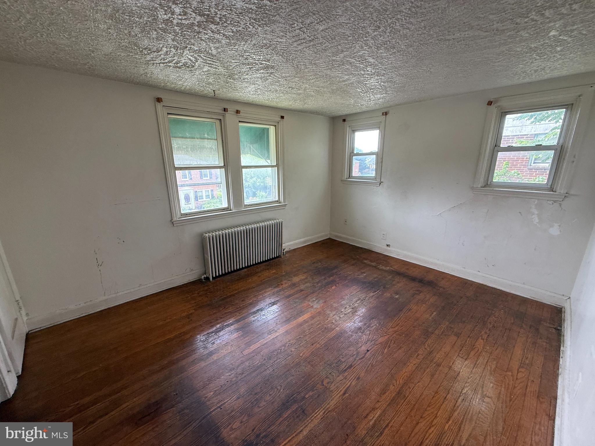 WES THILLS - Residential