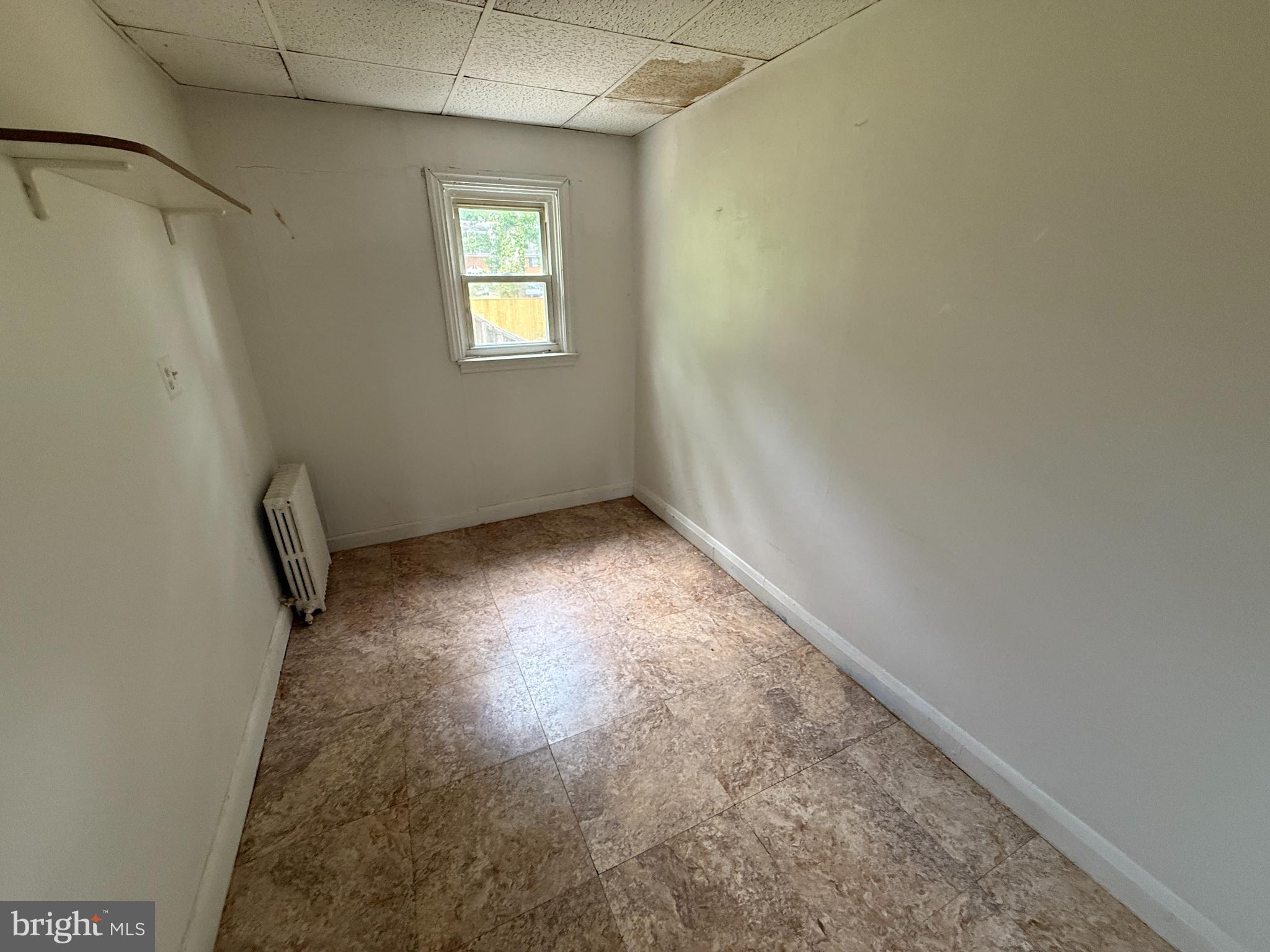 WES THILLS - Residential