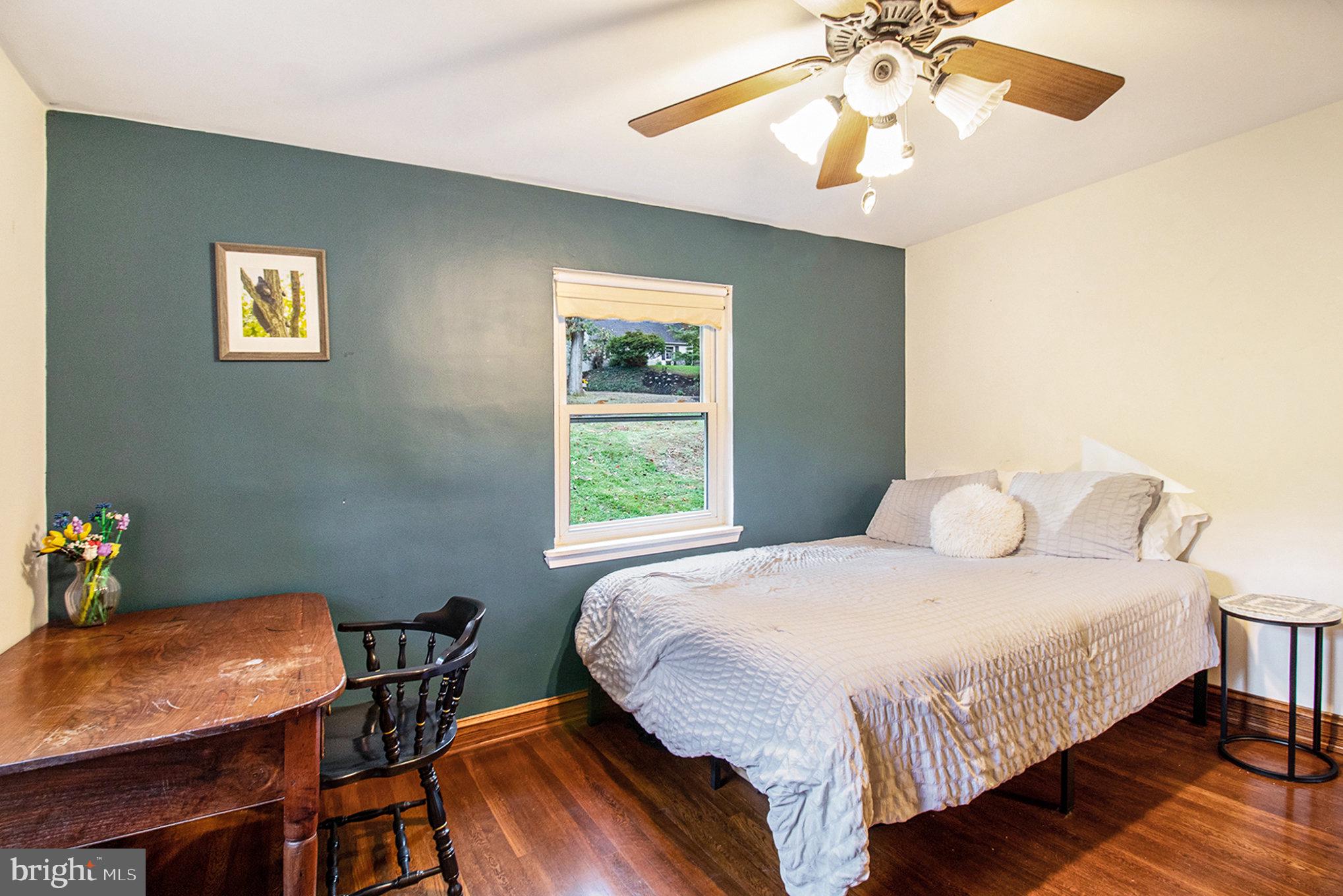 MERION HILL - Residential