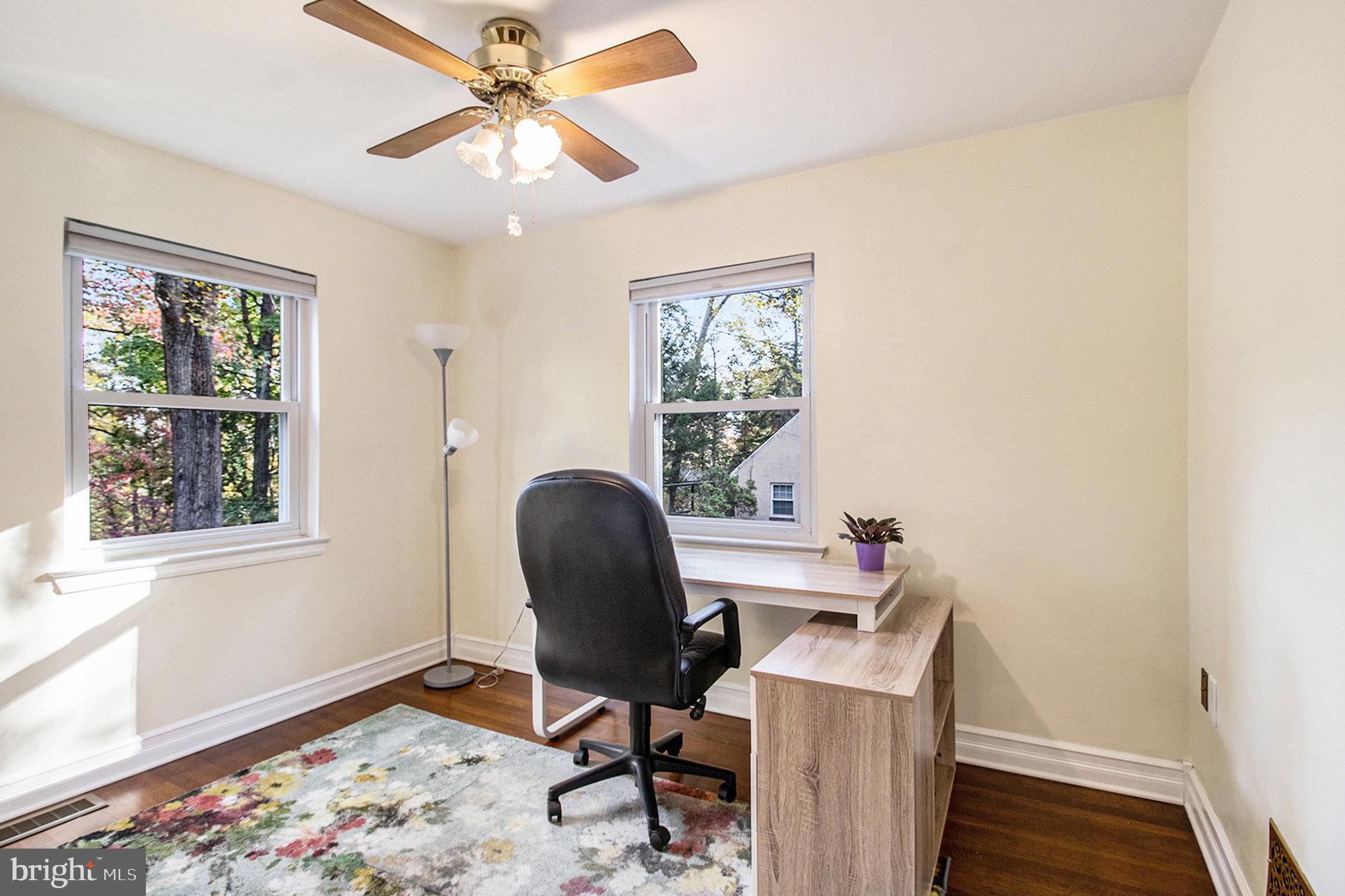 MERION HILL - Residential