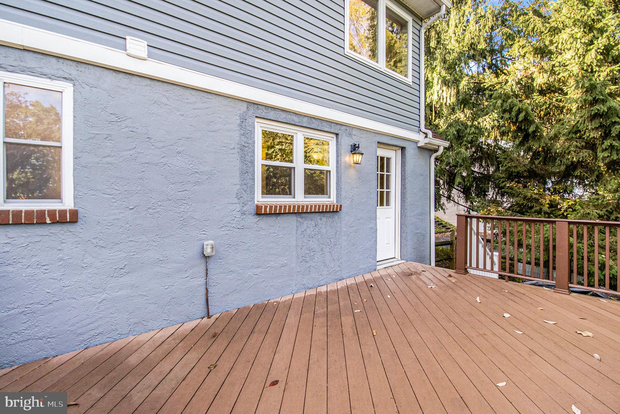 MERION HILL - Residential