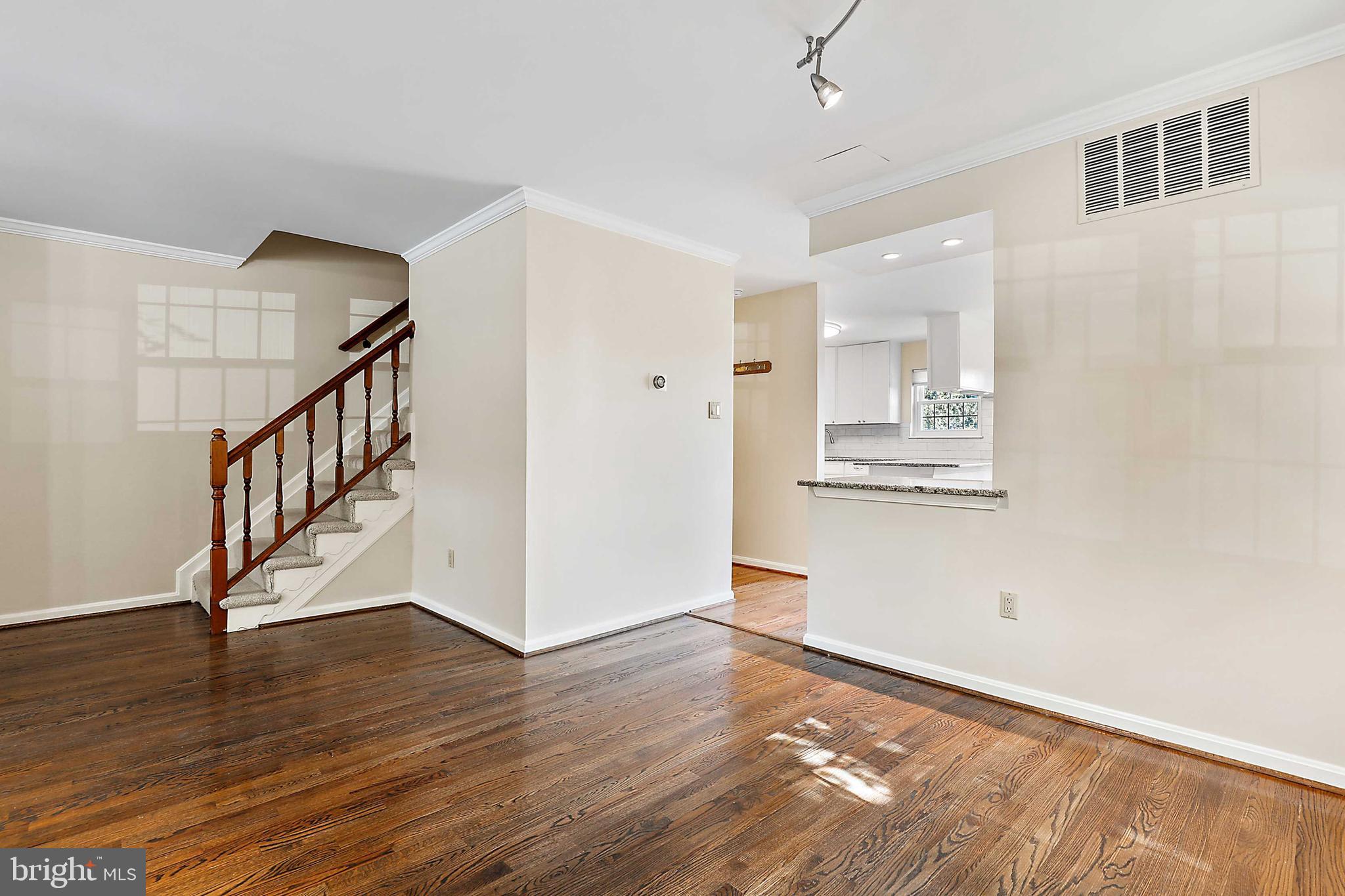 LOVETON FARMS - Residential Lease