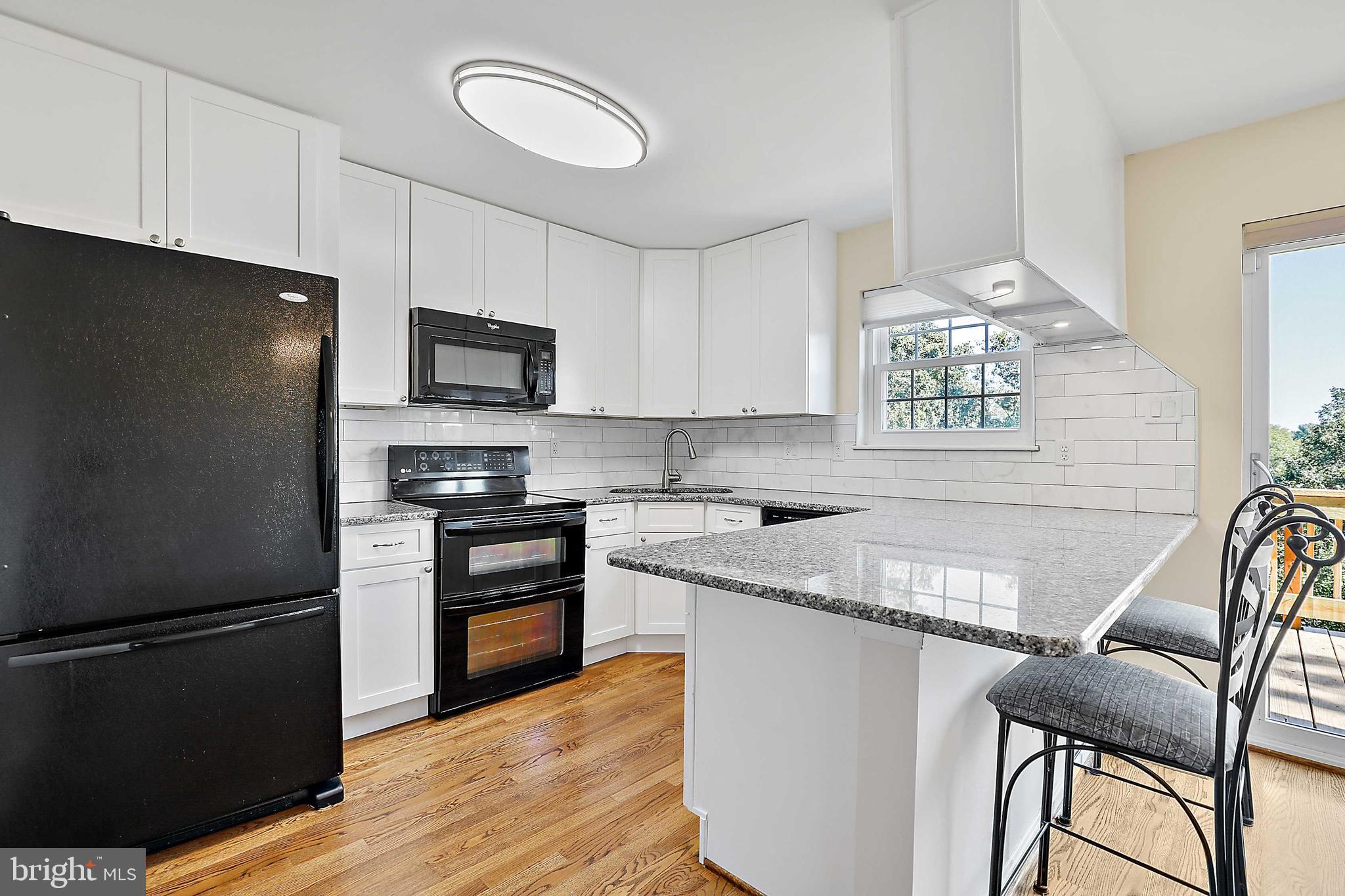 LOVETON FARMS - Residential Lease