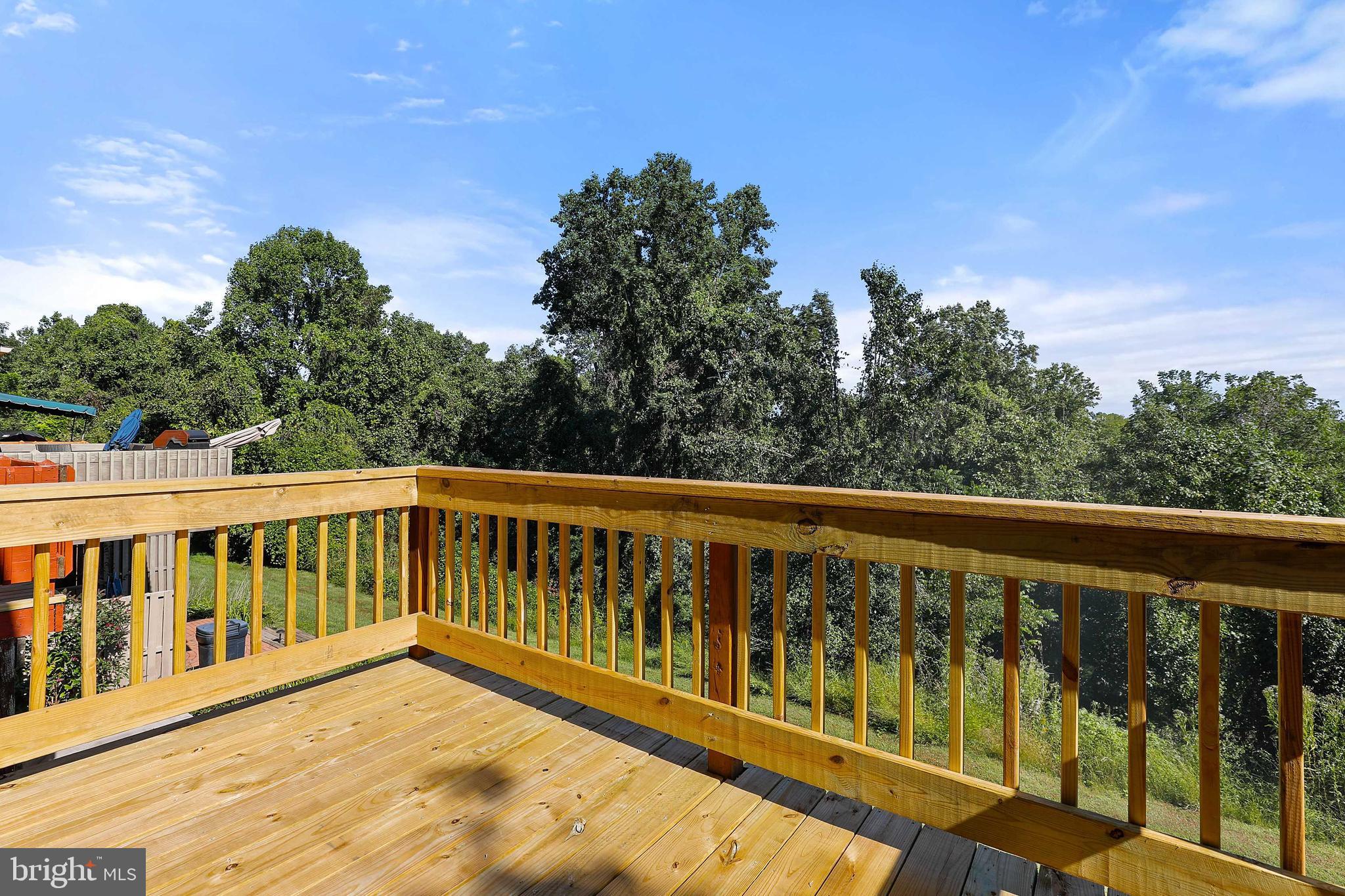 LOVETON FARMS - Residential Lease