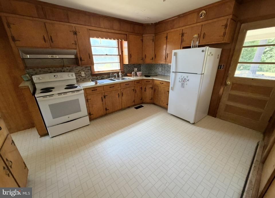 14032 KINGS HIGHWAY