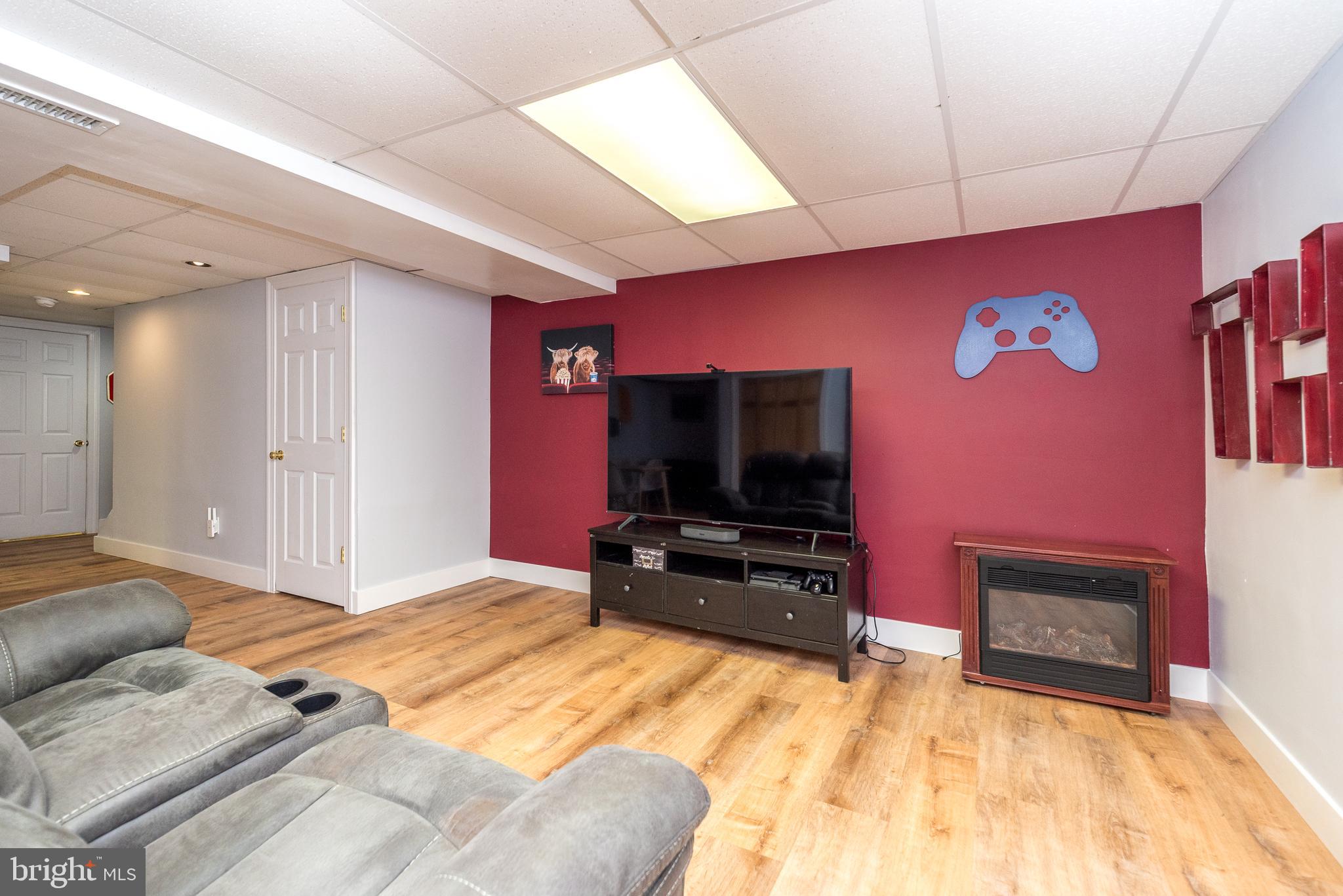 PERKIOMEN CROSSING - Residential